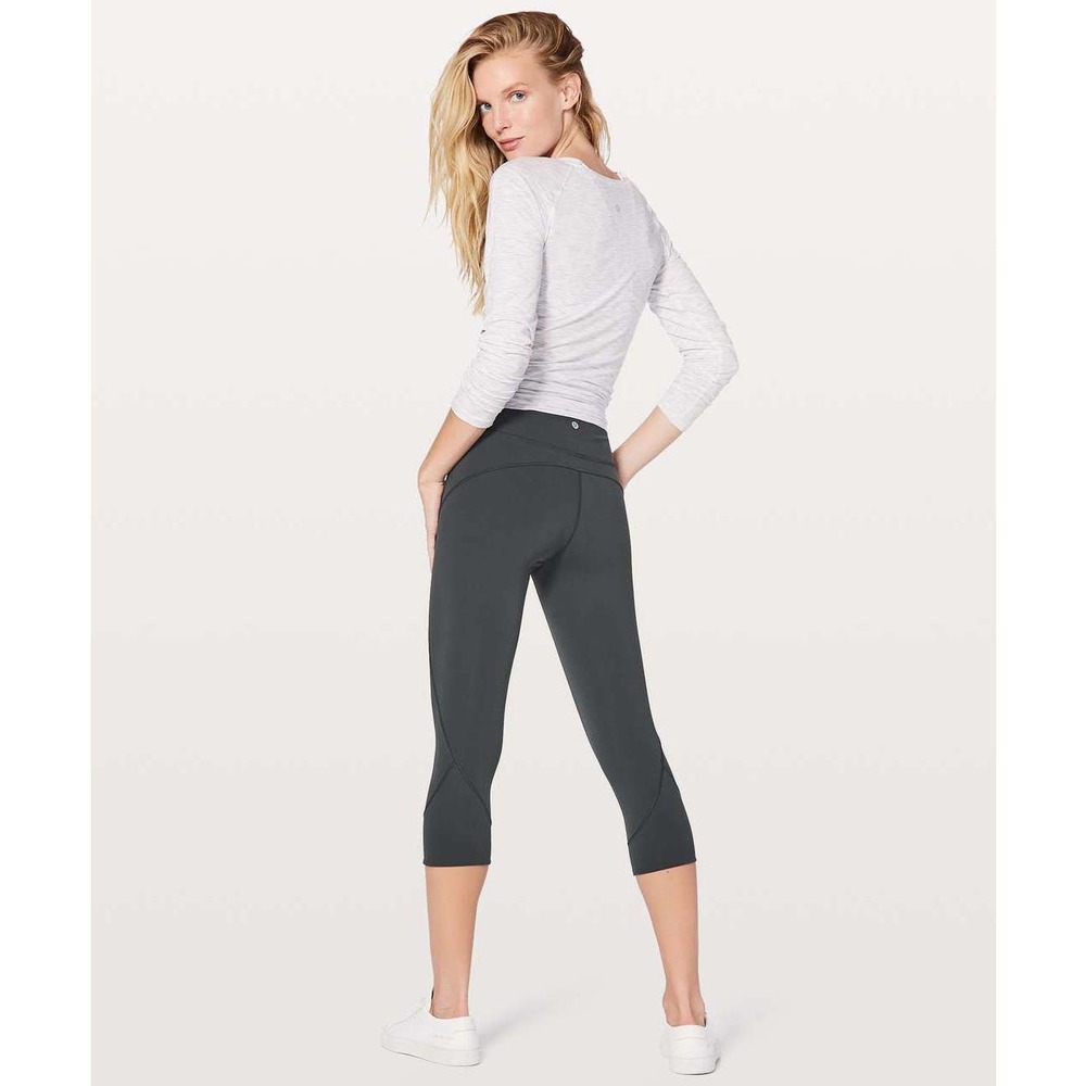 Lululemon In Movement Crop Everlux 19" Deep Coal Sz 8 High Rise